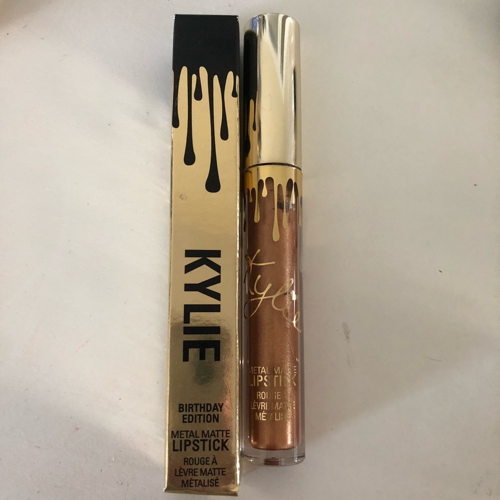 Kylie Cosmetics Birthday Edition Metal matte